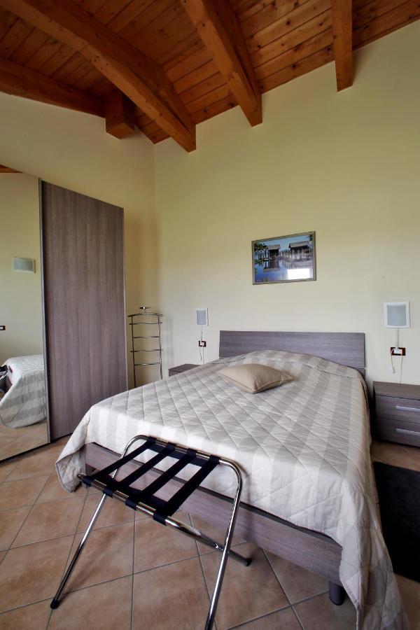 Agriturismo Cascina Mariale Albiano dʼIvrea Exterior foto